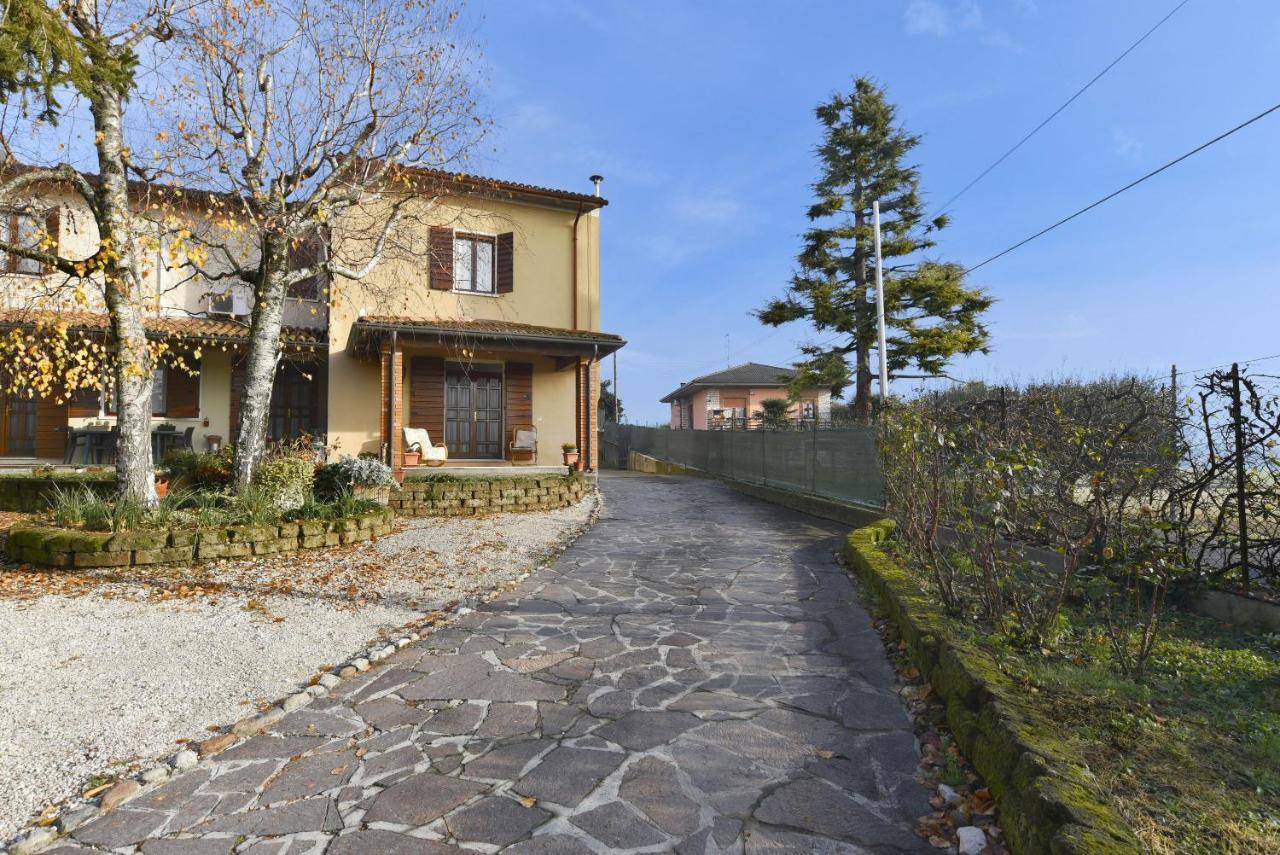 モンツァンバーノ Casa Nonna Rinaヴィラ エクステリア 写真